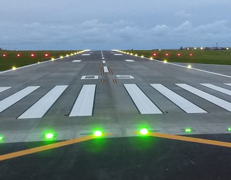 approach runway lights